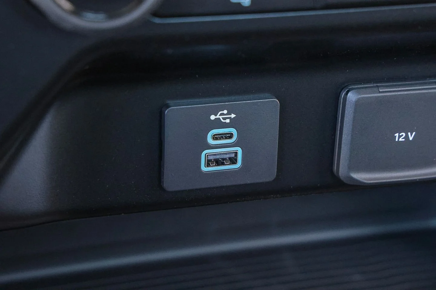 New 2026 Oxford White Ford F-450® XL image 19