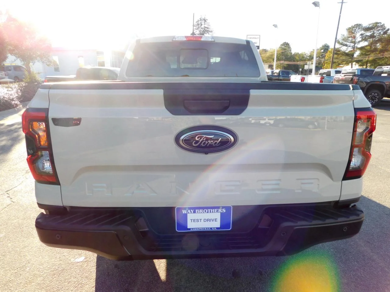 New 2025 Desert Sand Ford XLT image 7