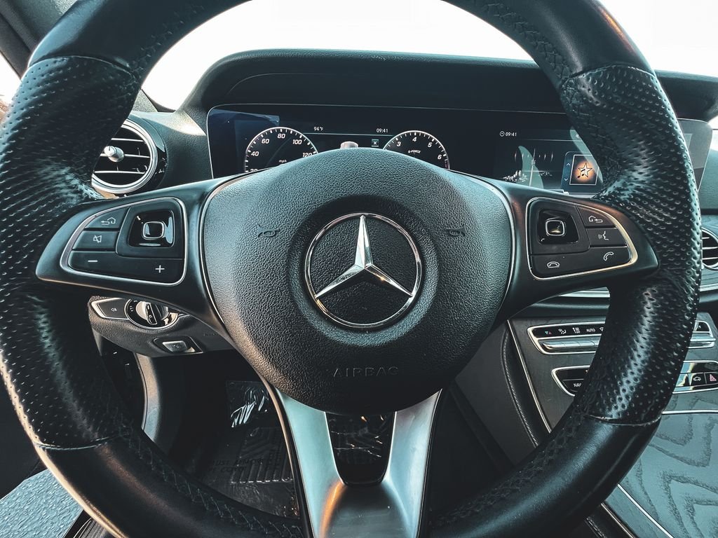 Used 2018 Black Mercedes-Benz E 300 image 33