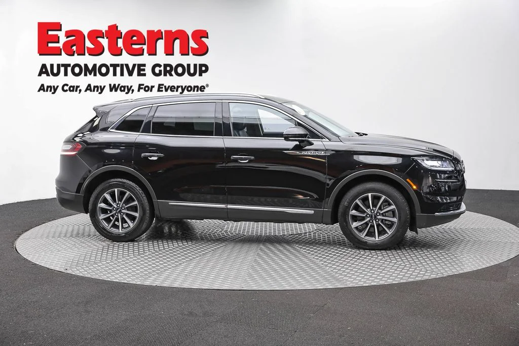 Used 2022 Black Lincoln Standard image 4