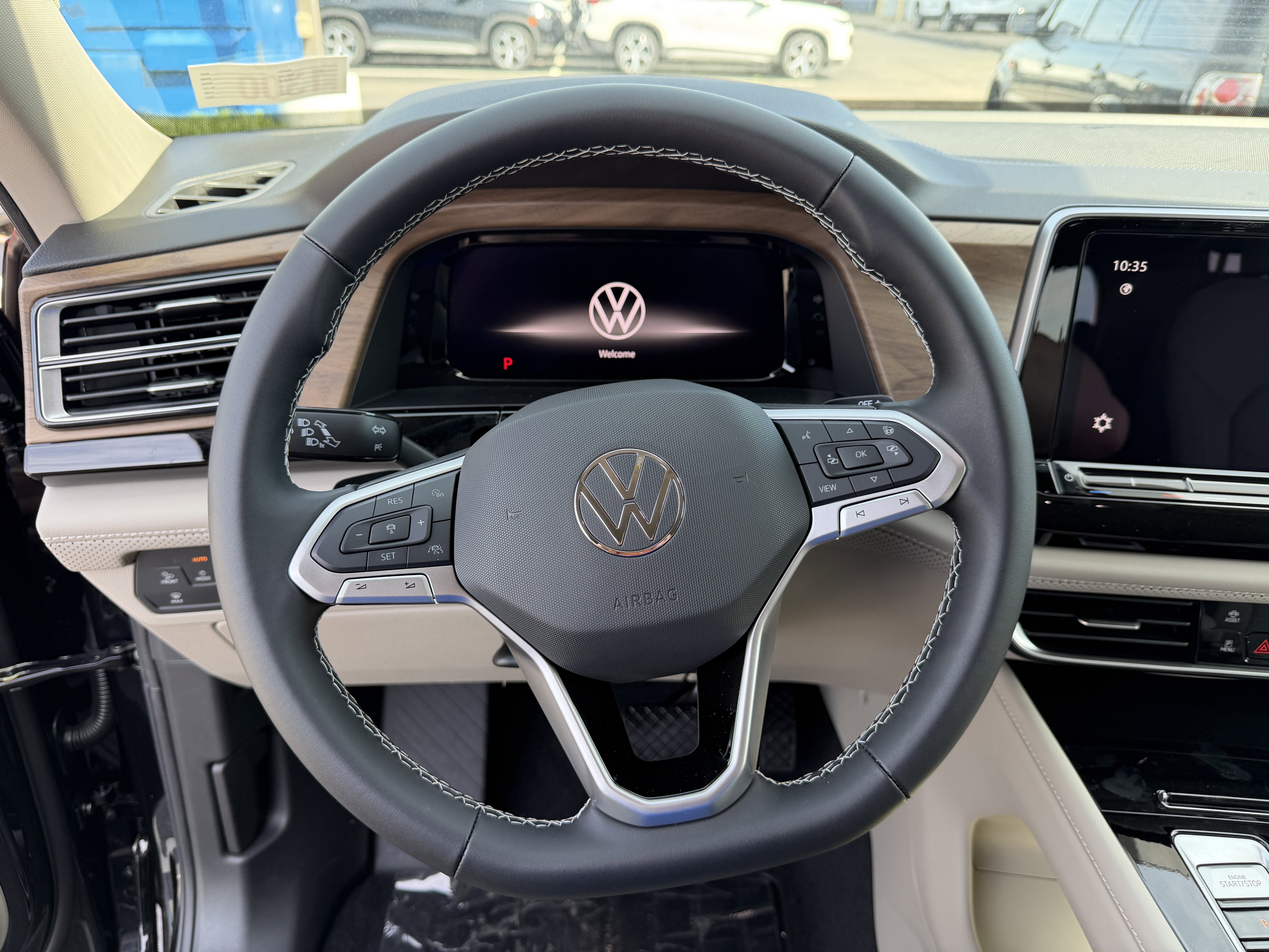 New 2026 Deep Black Pearl Volkswagen 2.0T SE w/Technology image 15