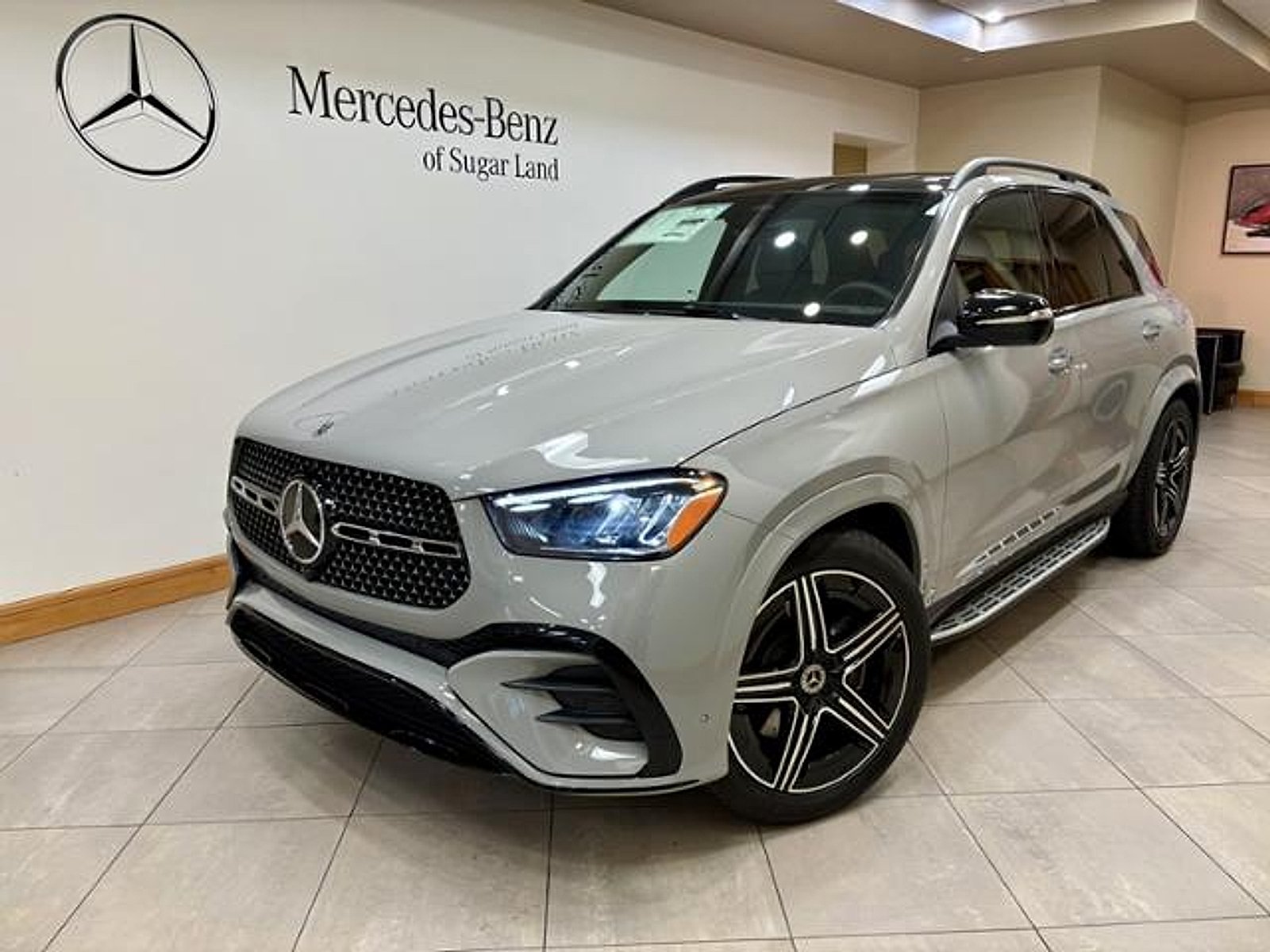 New 2026 MANUFAKTUR Alpine Grey Mercedes-Benz  image 1