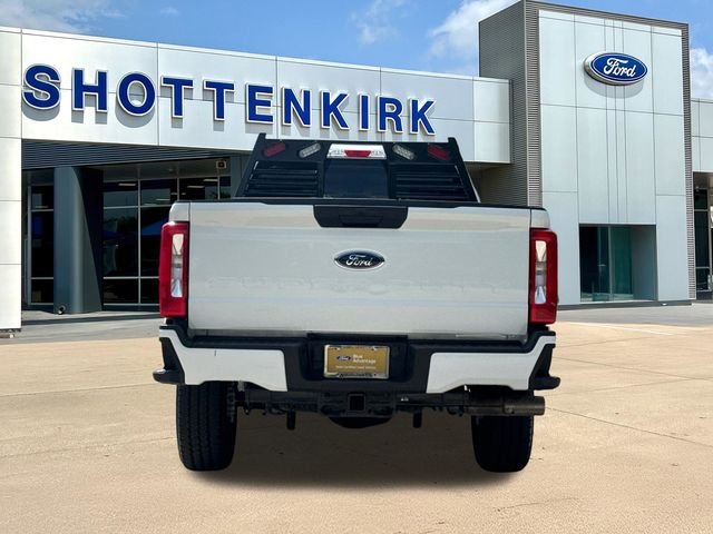 Used 2026 White Ford XL image 8