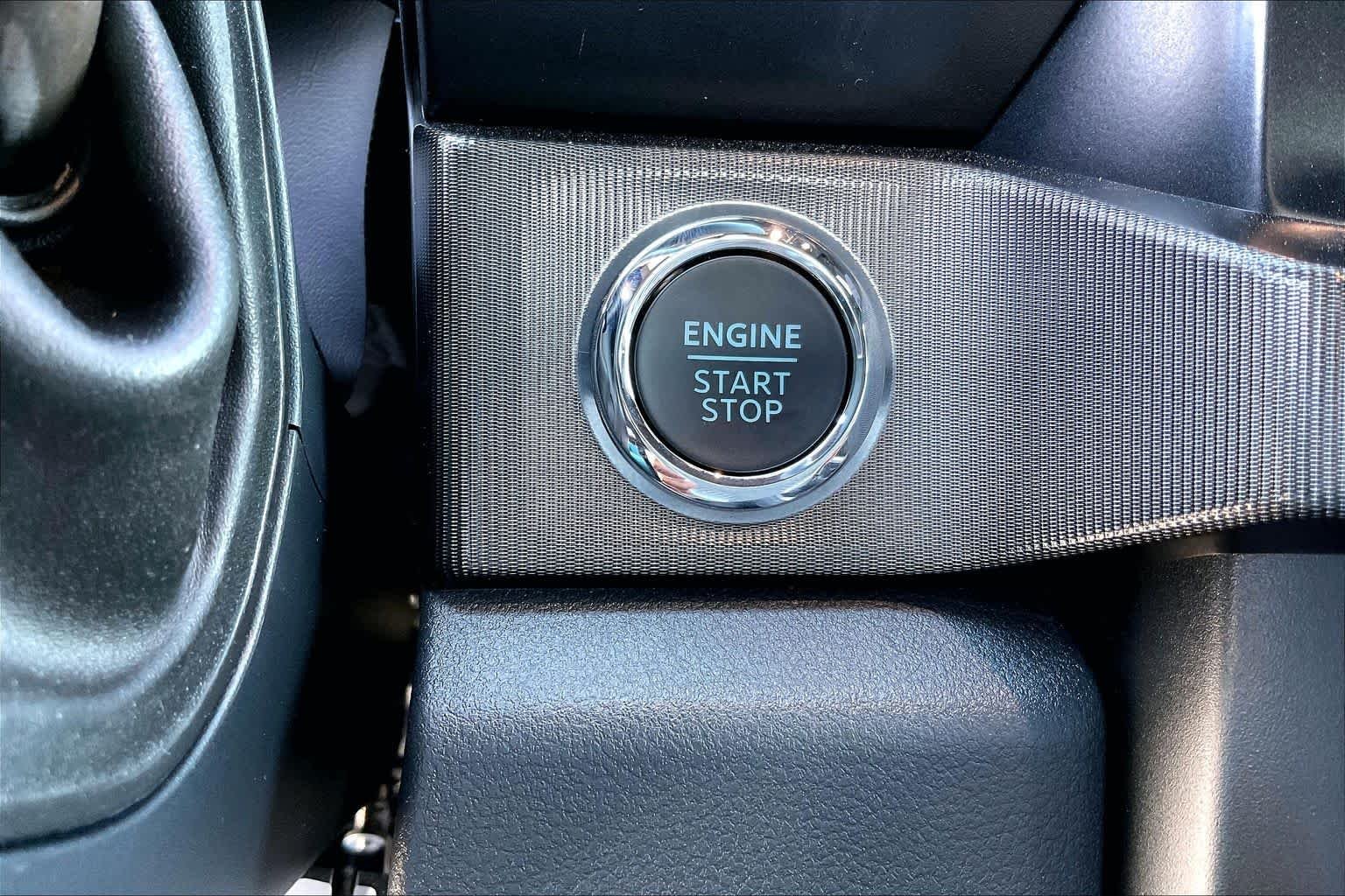 New 2026 Carbonized Gray Metallic Ford F-350® Platinum® image 17