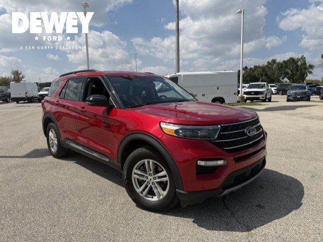 Used 2023 Red Metallic Ford XLT image 1