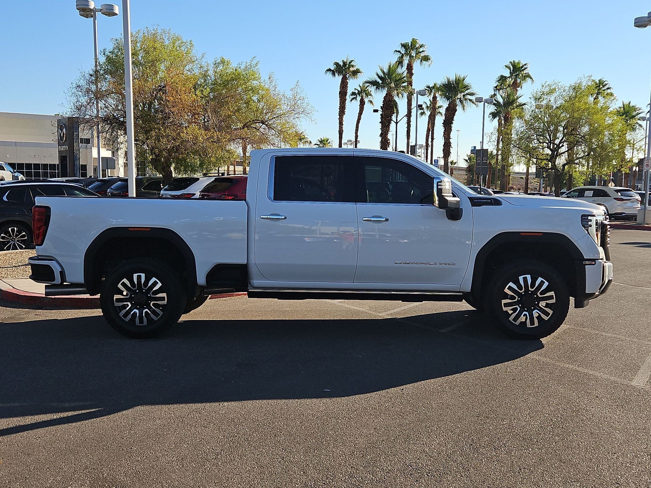 Used 2025 Summit White GMC Denali Ultimate image 7