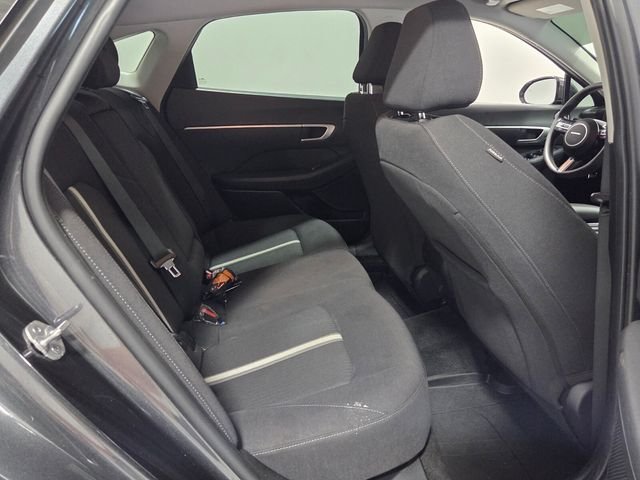 Used 2024 Gray Hyundai SEL image 15