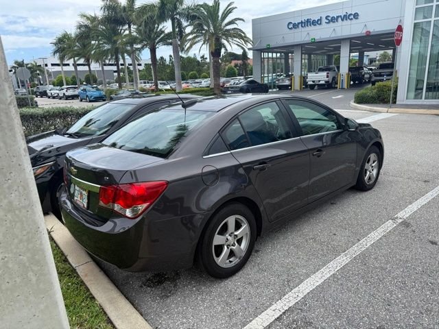 Used 2015 Gray Chevrolet 1LT image 3