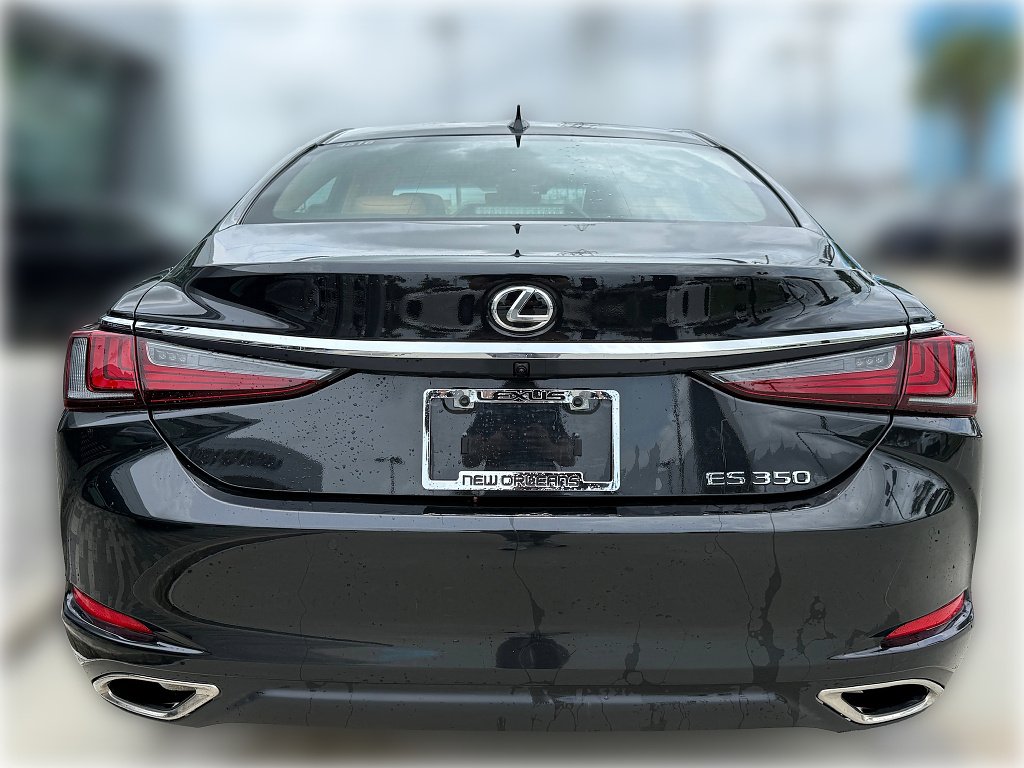 Certified Used 2025 Caviar Lexus Base image 6