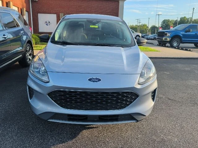 Used 2022 Ice Blue Ford SE image 12