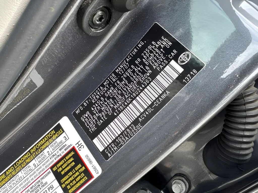 Used 2008 Gray Toyota LE image 30