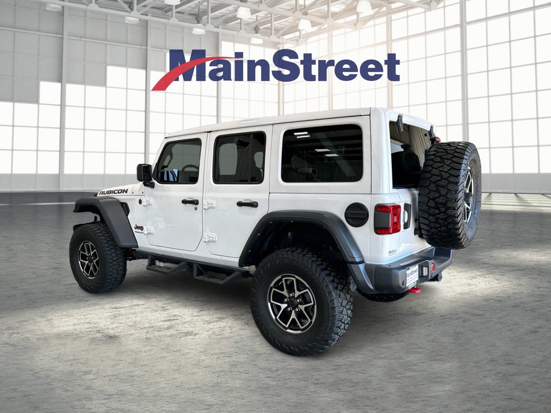 Used 2024 White Jeep Rubicon image 3