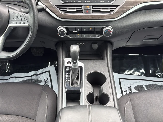 Used 2025 Gray Nissan 2.5 SV image 28