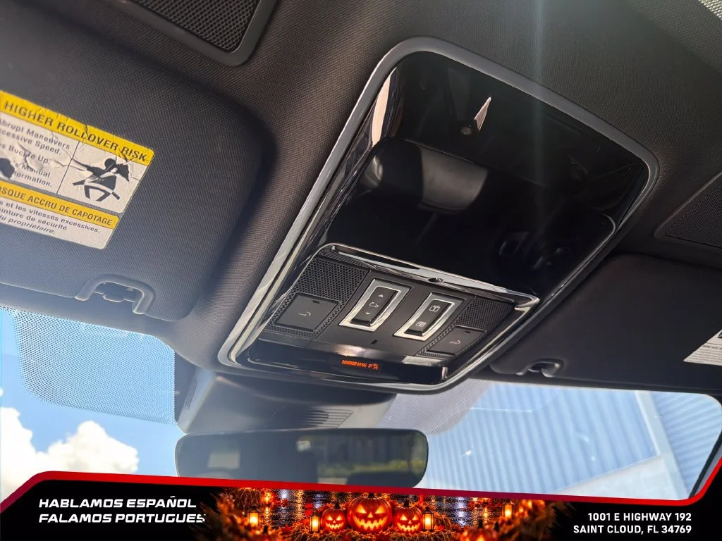 Used 2021 Gray Land Rover SWB image 23