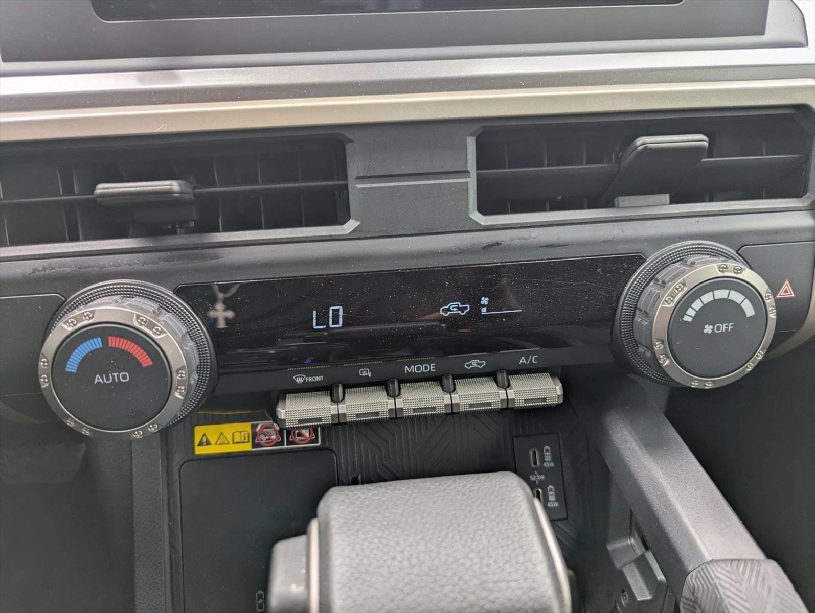 Used 2024 Underground Toyota SR5 image 19