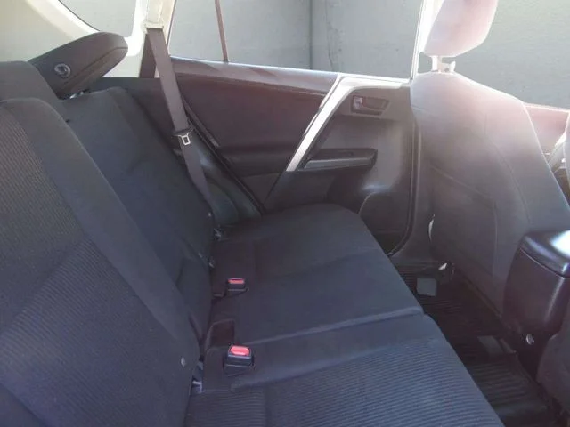 Used 2018 Aqua Toyota LE image 11