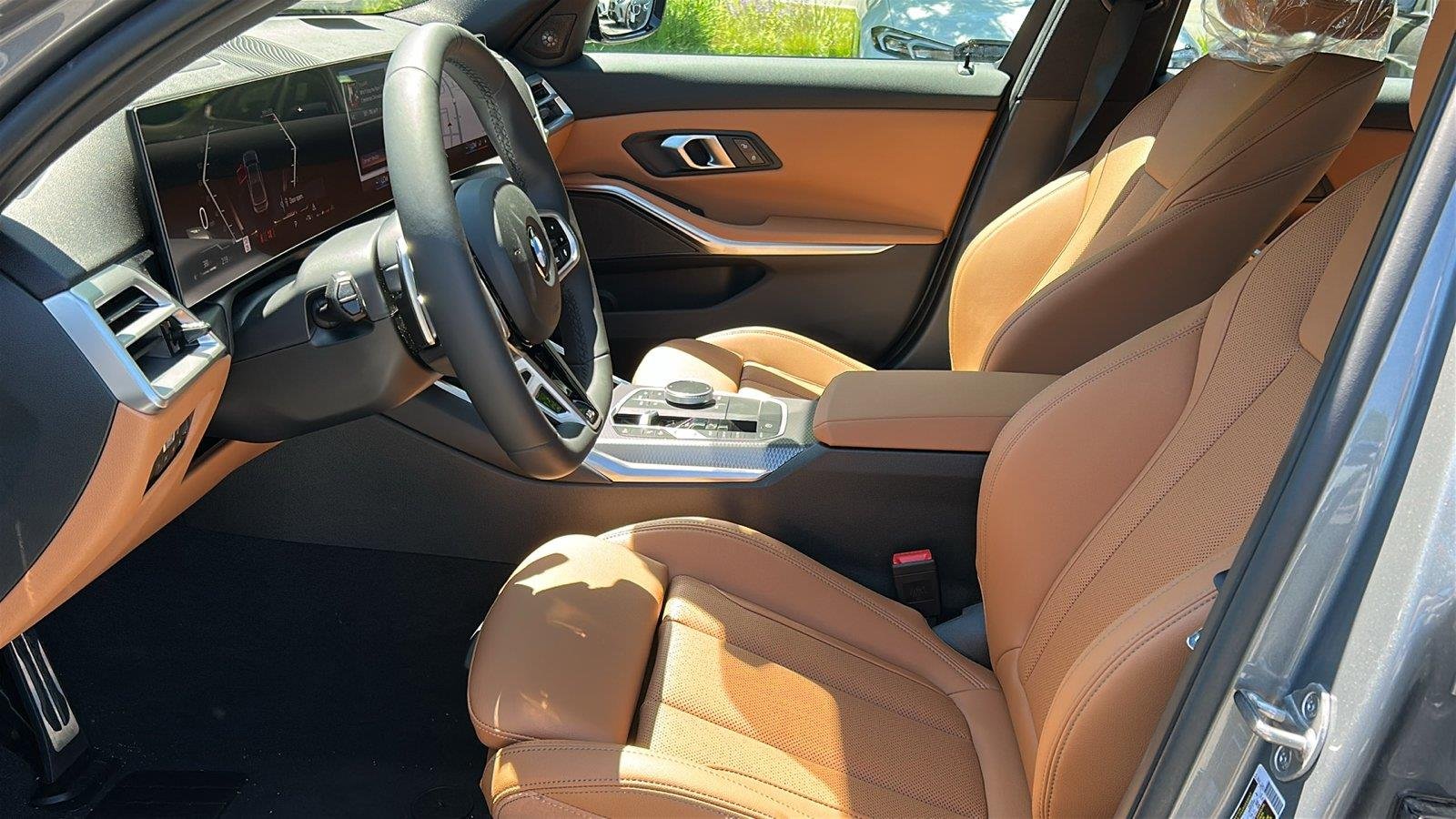New 2026 Skyscraper Grey Metallic BMW 330i NA xDrive image 10