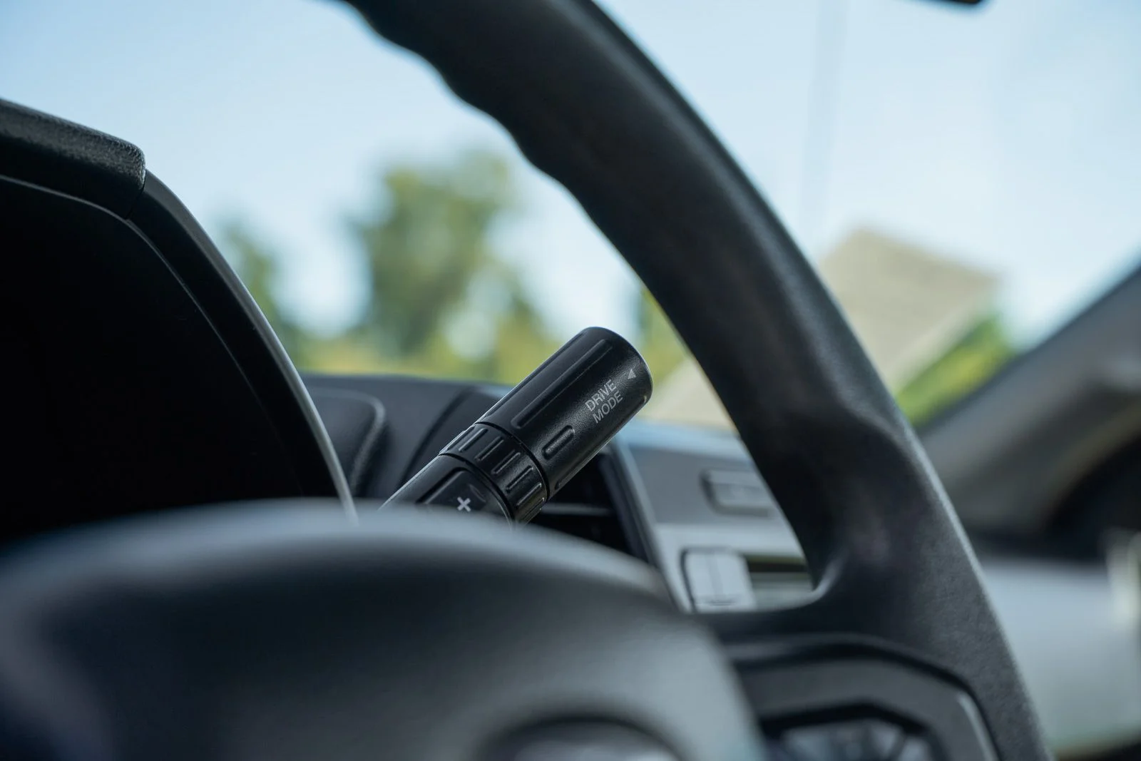 Used 2019 Gray Ford XL image 27