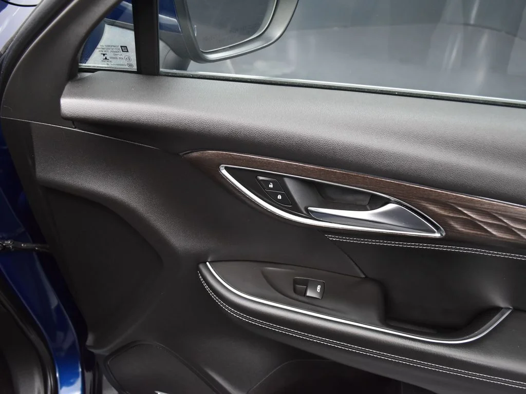 Used 2022 Blue Buick Avenir image 29