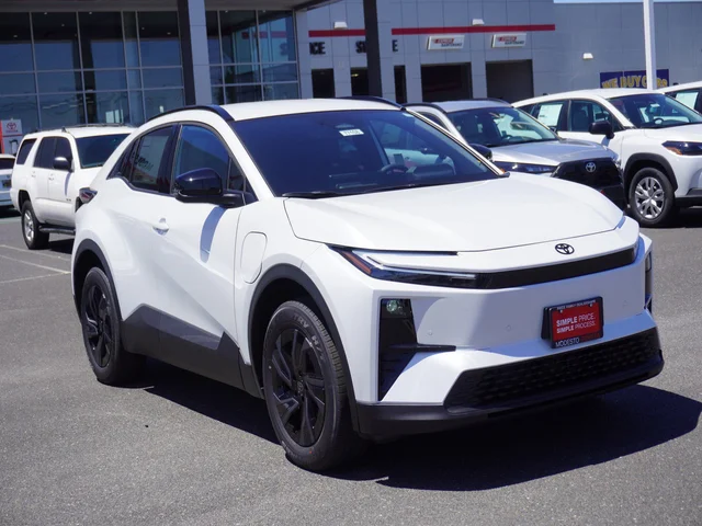 2026 Toyota C-HR SE