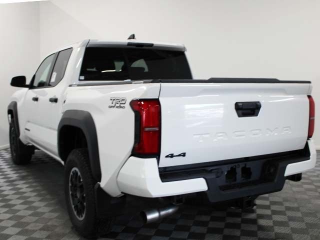 2026 Toyota Tacoma TRD Off Road - Photo 9