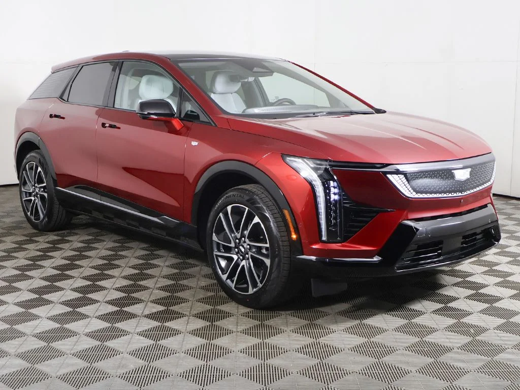 Used 2026 Cadillac OPTIQ Sport with VIN 3GYK3EM49TS162632 for sale in Parma, OH