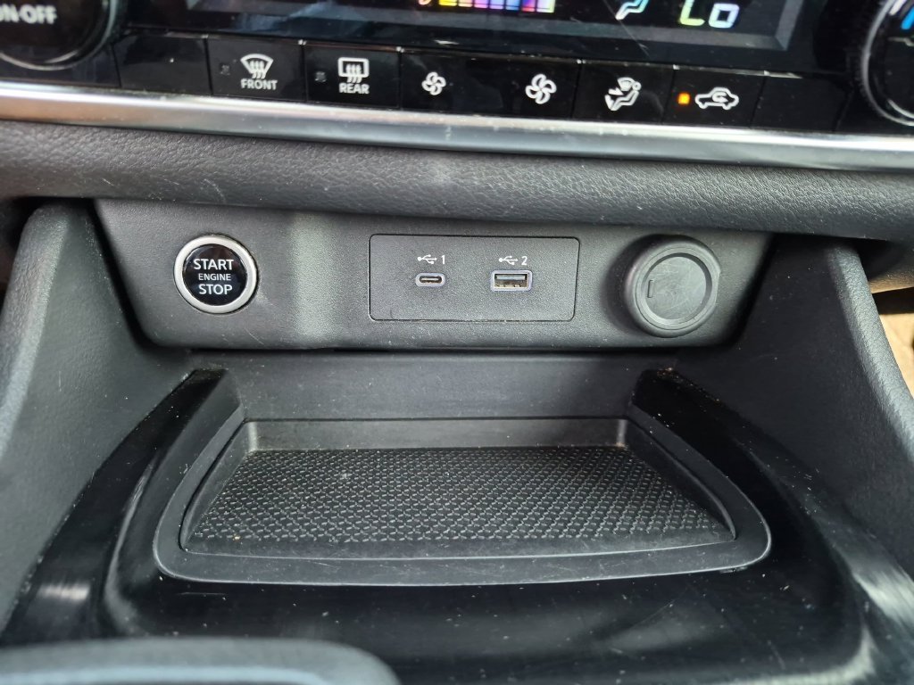 Used 2023 Black Nissan SV image 35