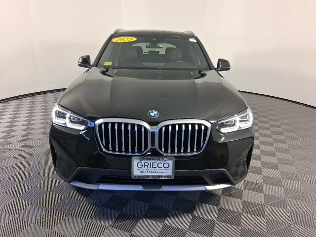 Used 2023 Black BMW xDrive30i image 2