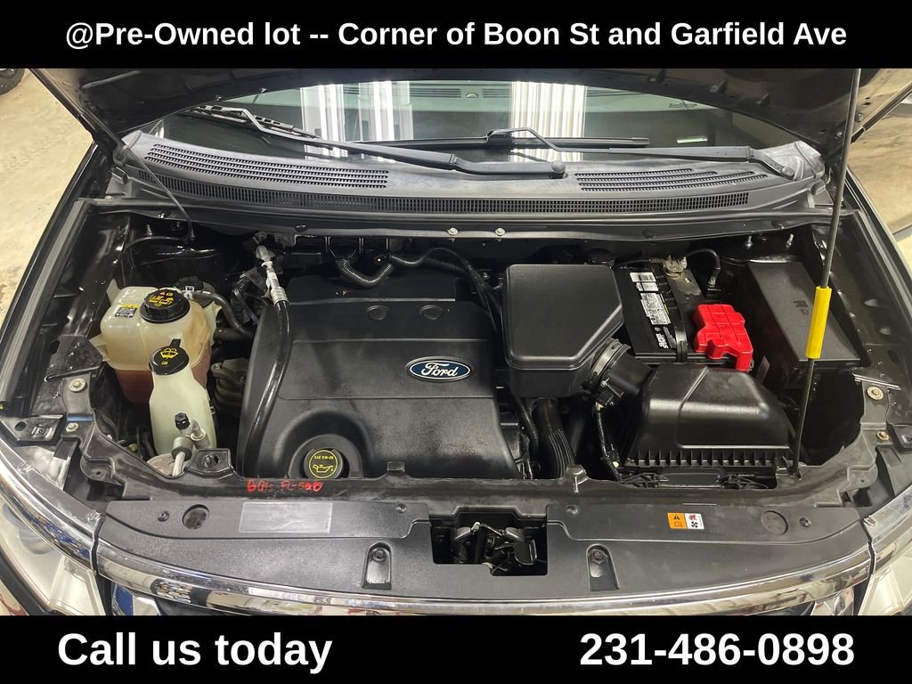 Used 2014 Black Ford SEL image 7