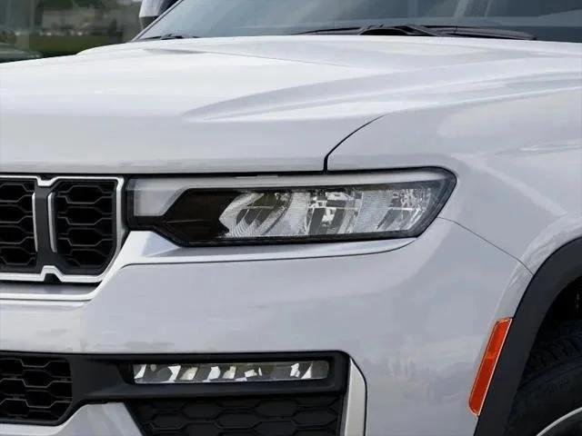 New 2026 Bright White Clear-Coat Exterior Paint Jeep Limited image 88