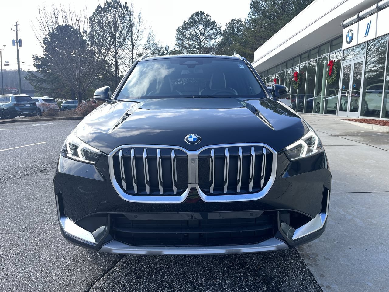 Used 2026 Black Sapphire Metallic BMW xDrive28i image 10