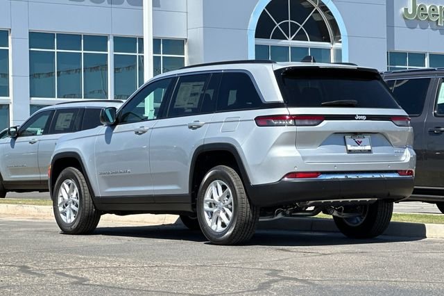 2025 Jeep Grand Cherokee Laredo - Photo 9