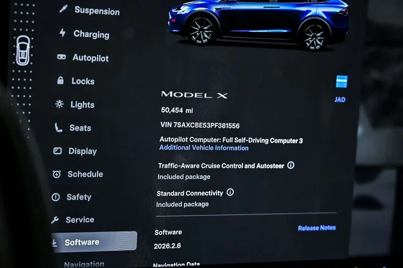 Used 2023 Deep Blue Metallic Tesla Standard Range image 32