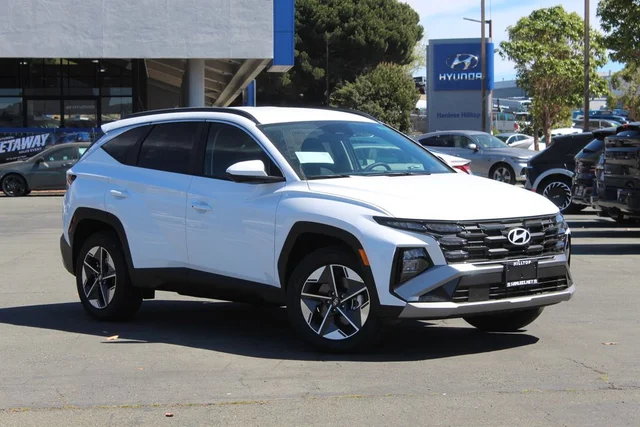 2026 Hyundai TUCSON HYBRID SEL
