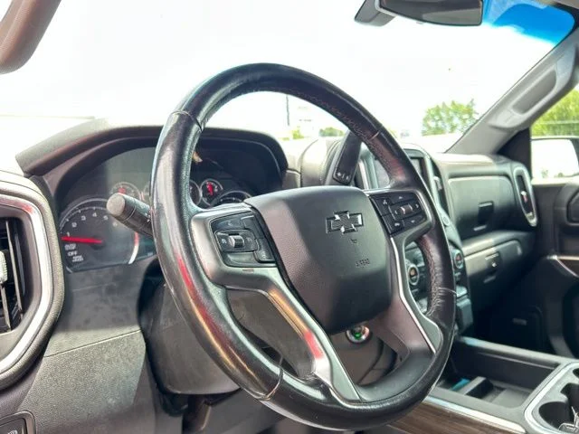 Used 2019  Chevrolet LT Trail Boss image 30