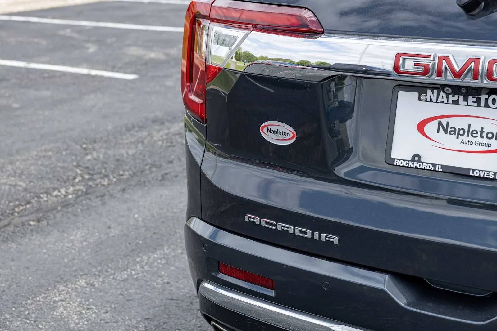 2022 GMC Acadia Denali - Photo 34