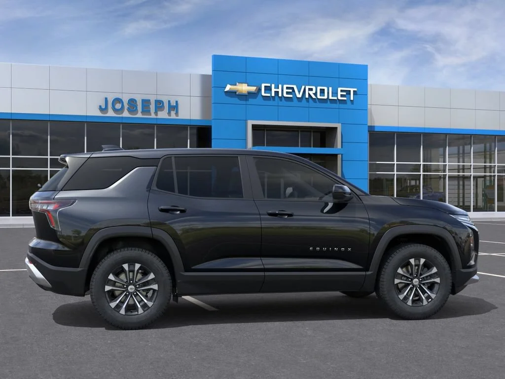 New 2027 Mosaic Black Metallic Chevrolet LT image 5