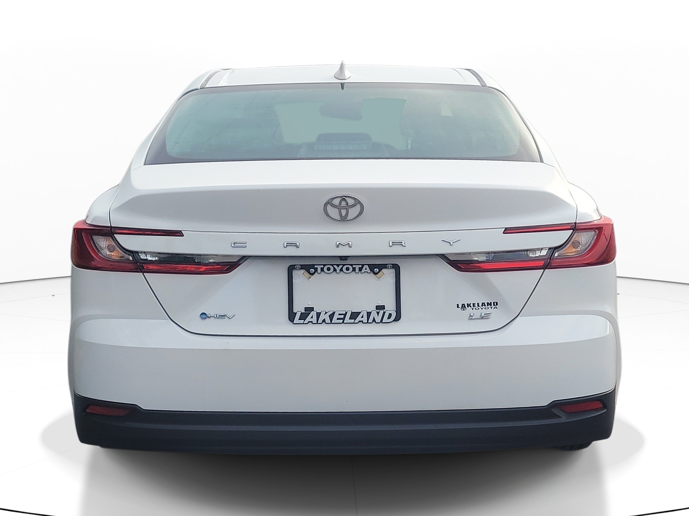Used 2025 Ice Toyota LE image 5