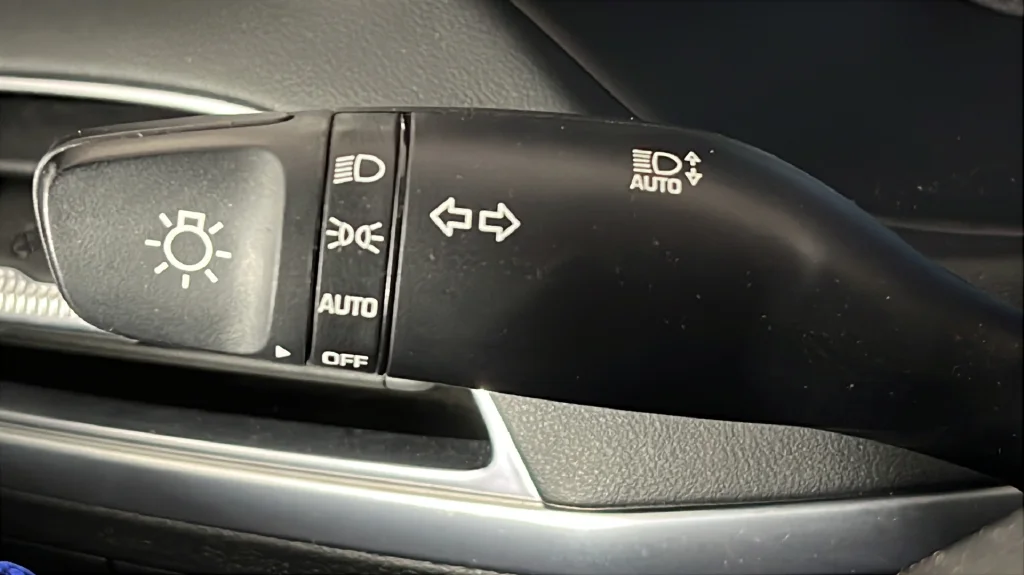 Used 2021 Black Hyundai Limited image 30