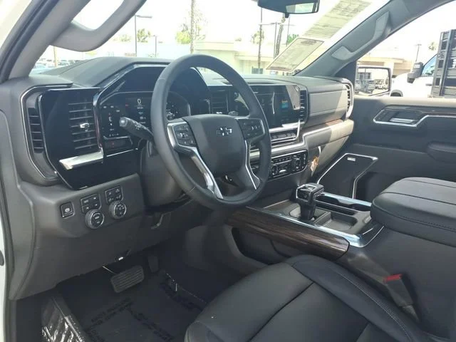 Used 2026 Summit White Chevrolet LT Trail Boss image 15