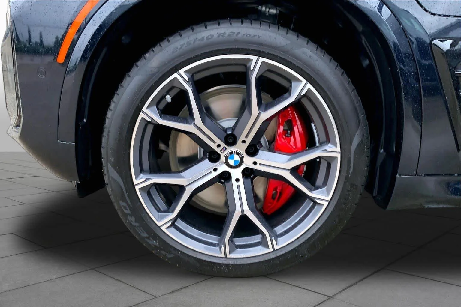 New 2026 Carbon Black Metallic BMW xDrive50e image 12