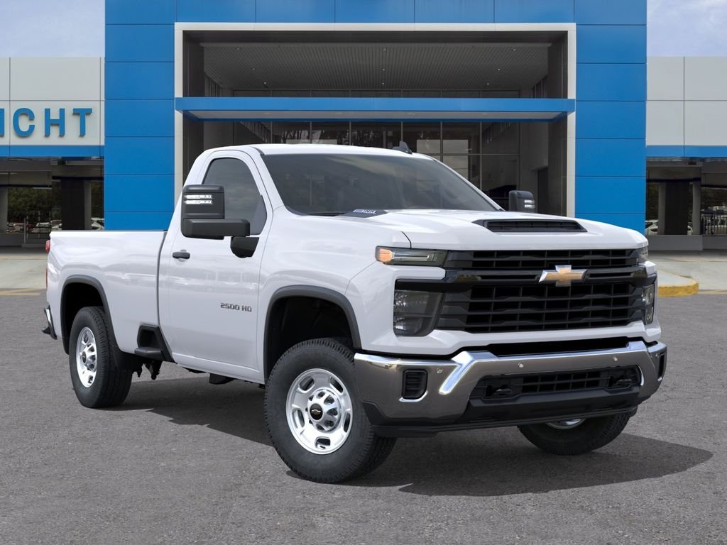 New 2026 Summit White Chevrolet WT image 7