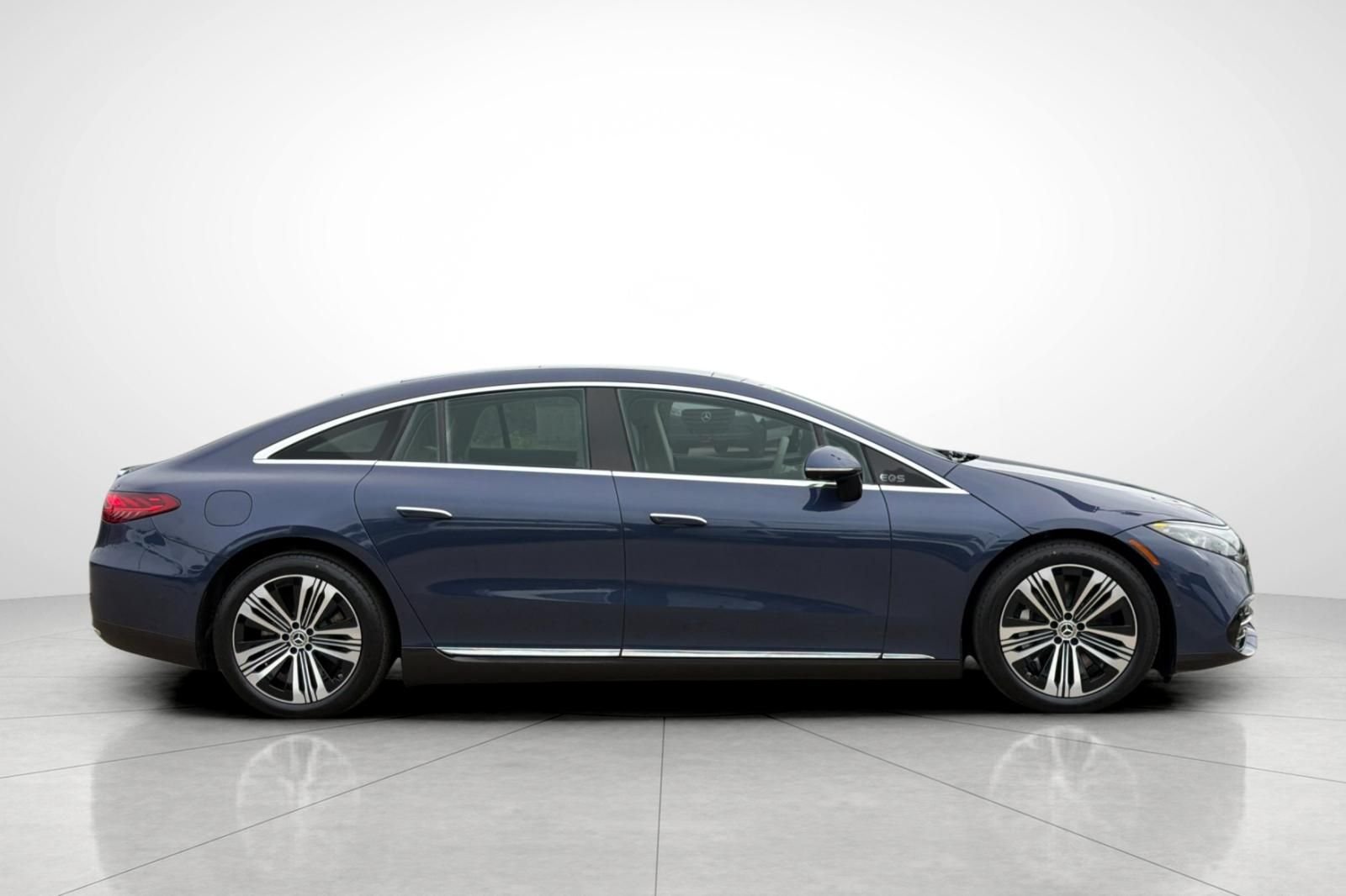 Certified Used 2023 Blue Mercedes-Benz 450 image 33