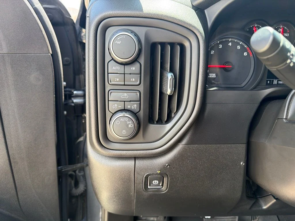 Used 2021 Gray Chevrolet Custom Trail Boss image 8