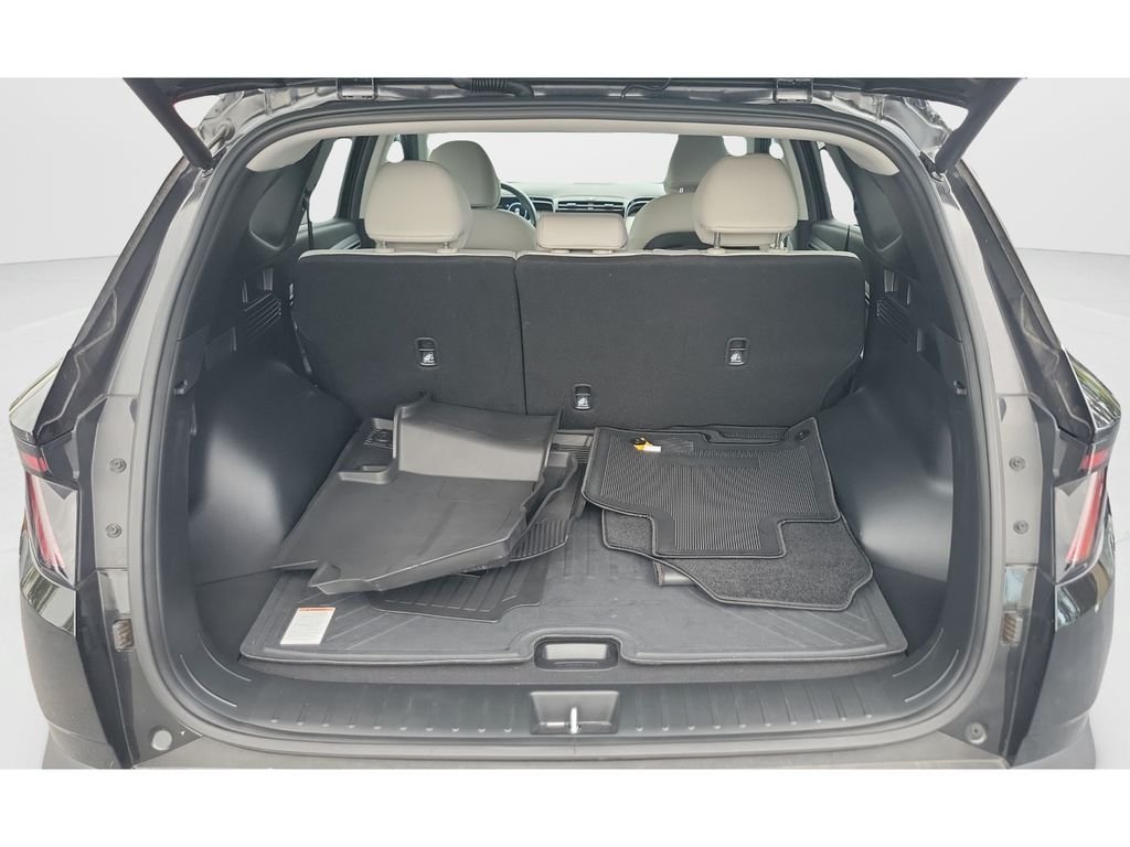 Certified Used 2024 Black Hyundai SEL Convenience image 9