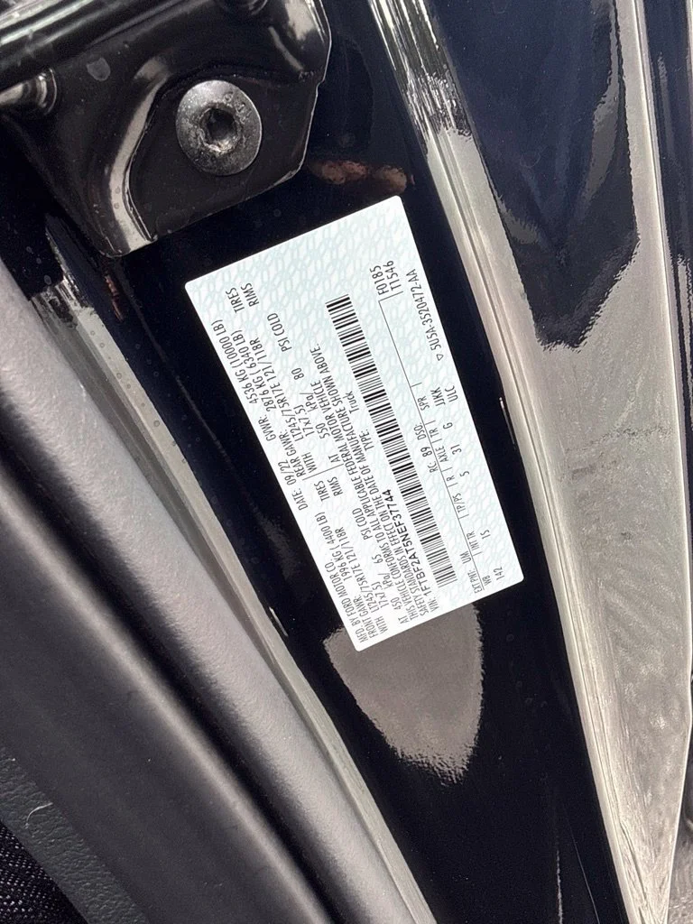 Used 2022 Black Ford XL image 24