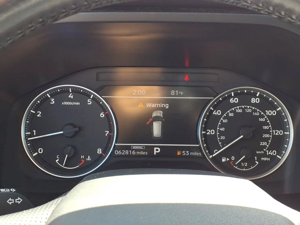 Used 2024 Red Mitsubishi SE image 29