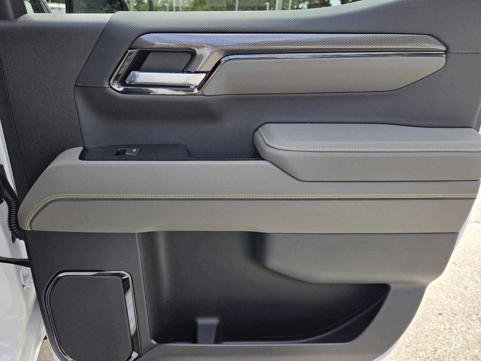 2026 Chevrolet Silverado 1500 ZR2 - Photo 16