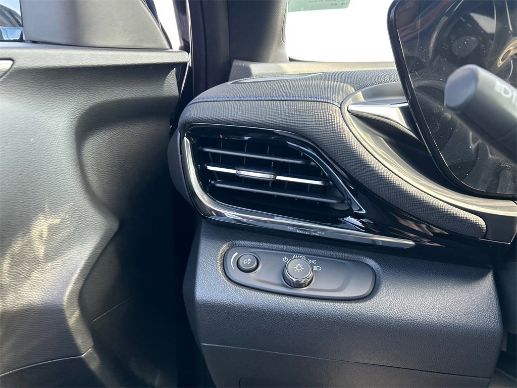 2026 BUICK ENVISTA - Image 17