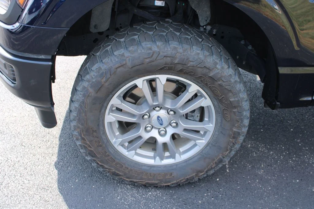 Used 2024 Blue Metallic Ford XL image 6